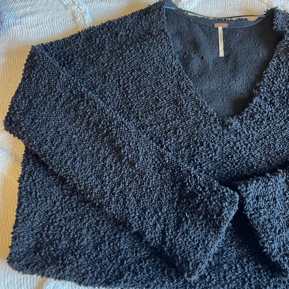 Free People black nubby sweater - Picture 3 of 4